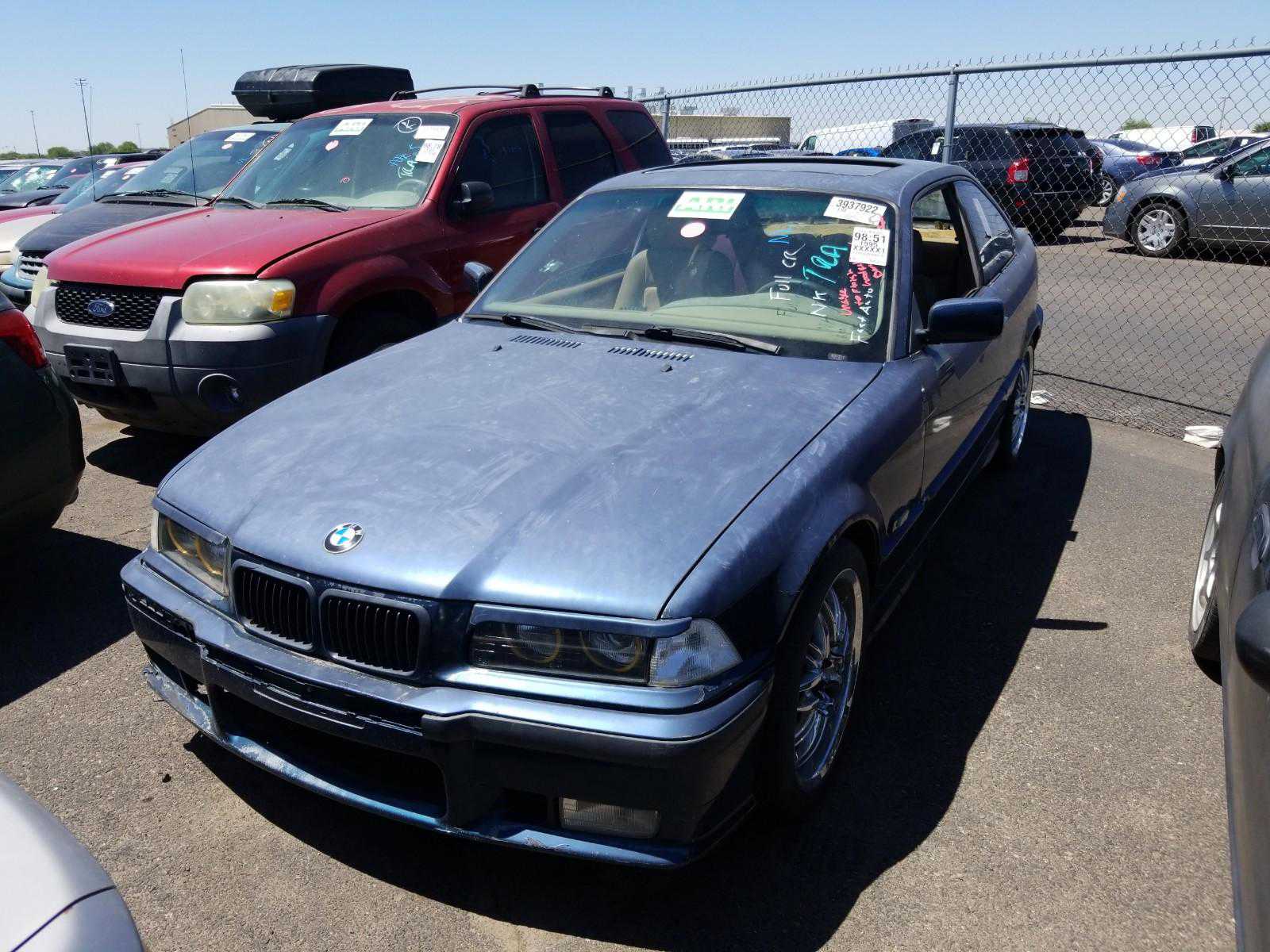 BMW 318iS