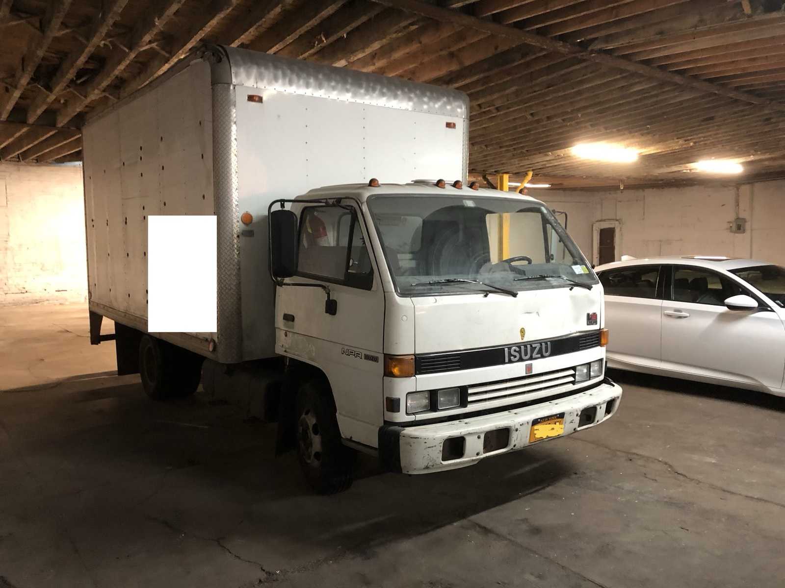 Isuzu NPR