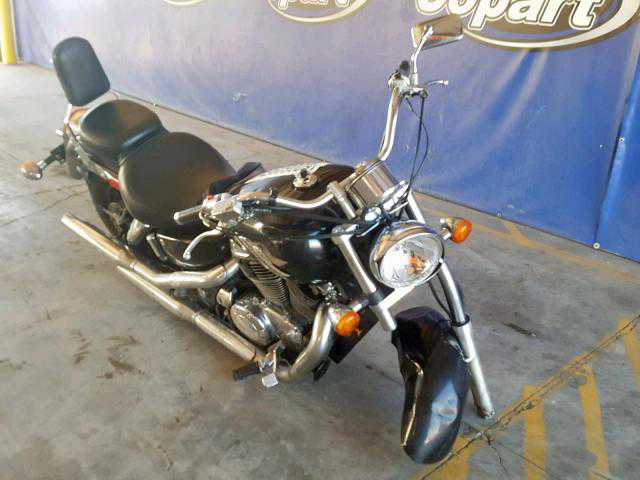 Honda VT1100C2 (SHADOW ACE)