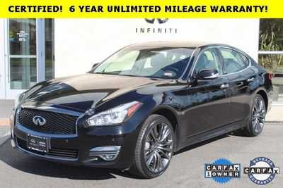 Infiniti Q70