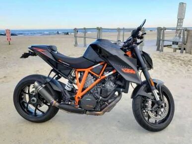 2014 KTM V-twin RC8 Super Duke R - VIN Decoder