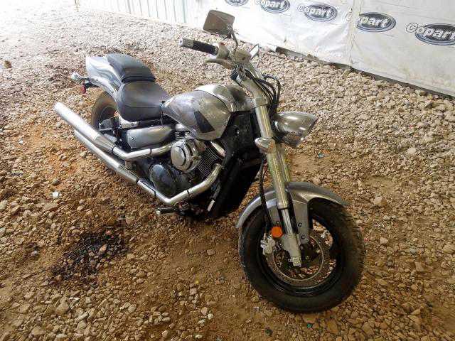 Suzuki VZ800