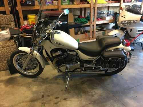 Suzuki VS800