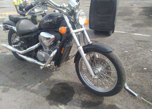Honda VT600C (SHADOW VLX)