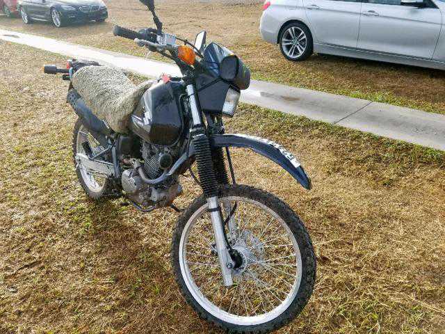 Suzuki DR200SE