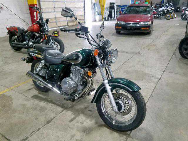 Suzuki GZ250