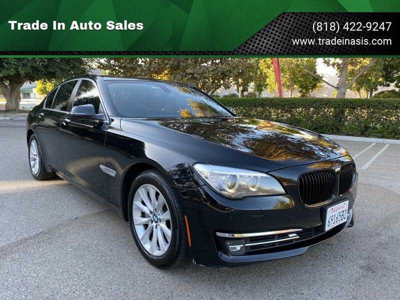 BMW 740i