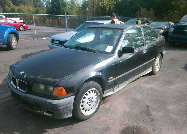 BMW 318ti