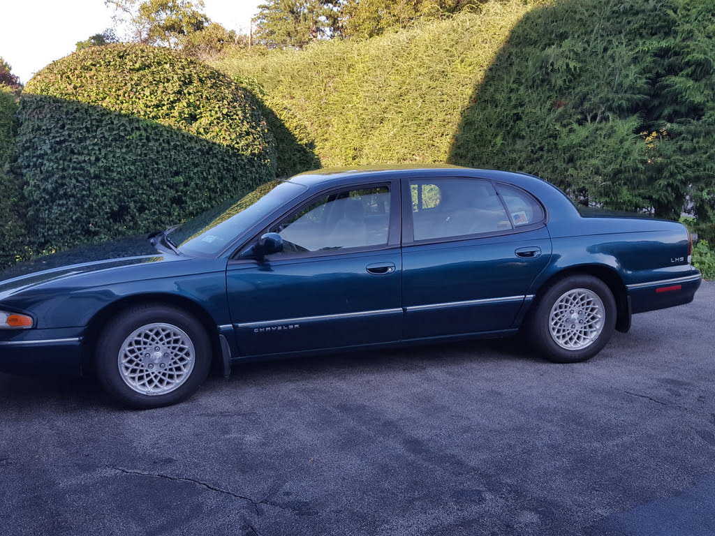 Chrysler LHS