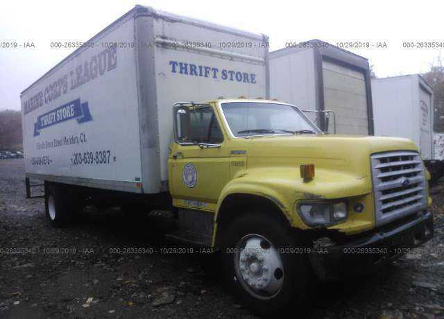 Ford F-700