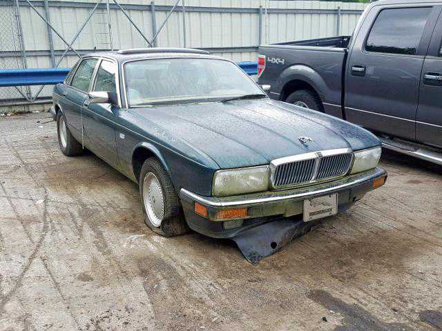Jaguar XJ6