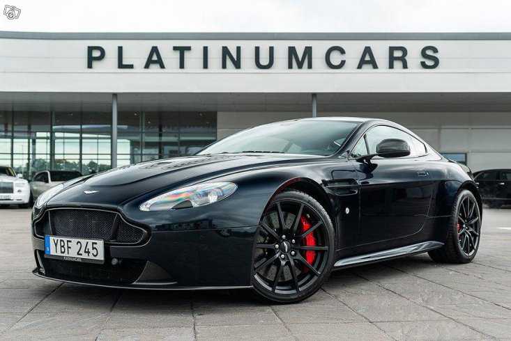 Aston Martin V12 Vantage