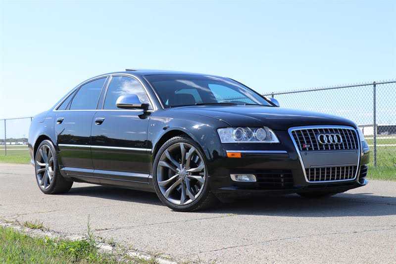 Audi S8