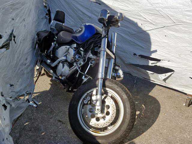 Suzuki VZ800