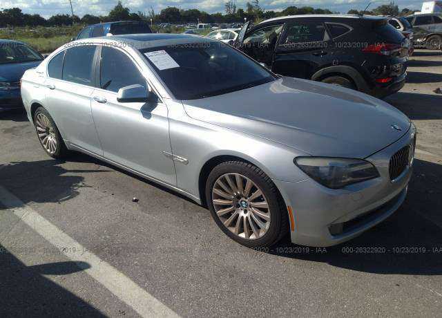 BMW 750i