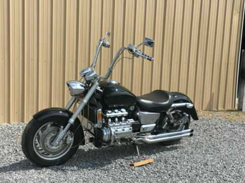 Honda GL1500C (VALKYRIE)