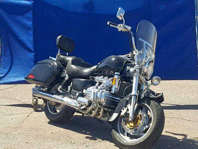 Honda GL1500C (VALKYRIE)