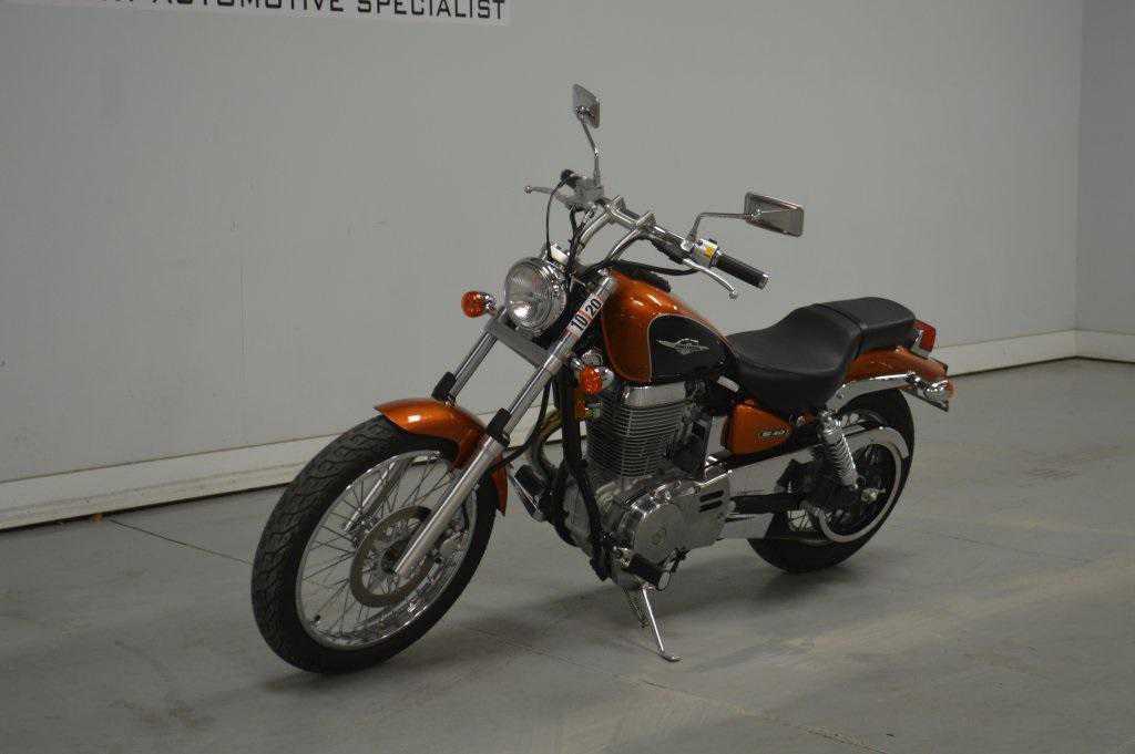 Suzuki LS650L
