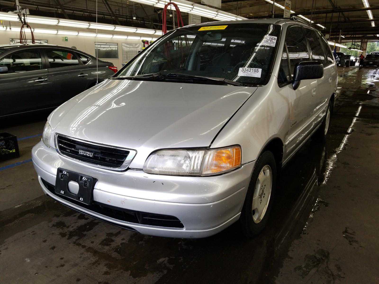 Isuzu Oasis