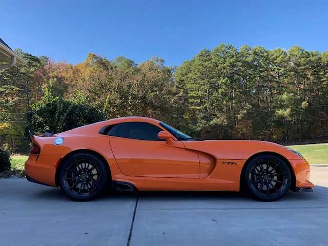 Dodge Viper