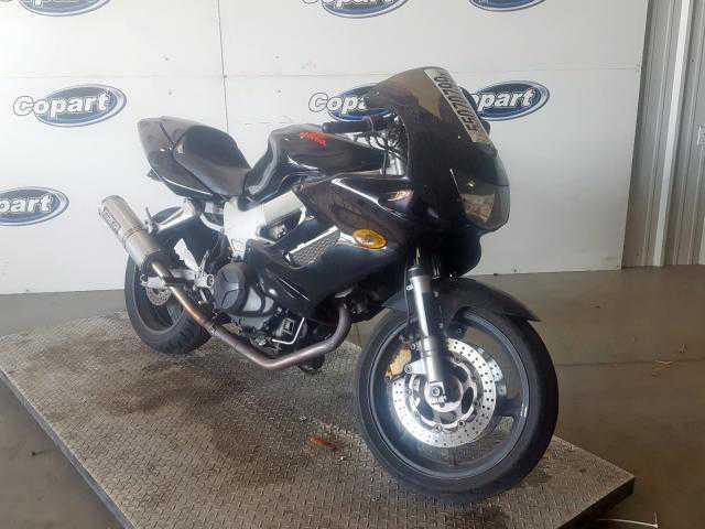 Honda VTR1000F (SUPERHAWK)