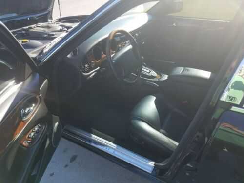 Jaguar XJR