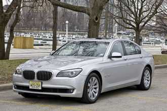 BMW 750i
