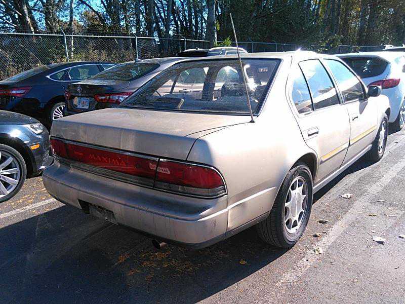 Nissan Maxima