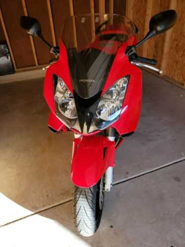 Honda VFR800Fi (INTERCEPTOR)