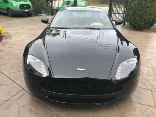 Aston Martin V8 Vantage