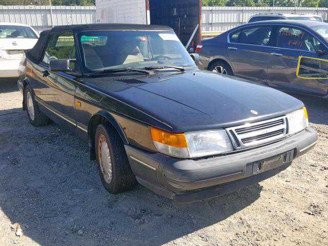 Saab 900