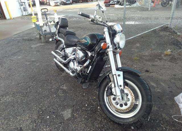 Suzuki VZ800