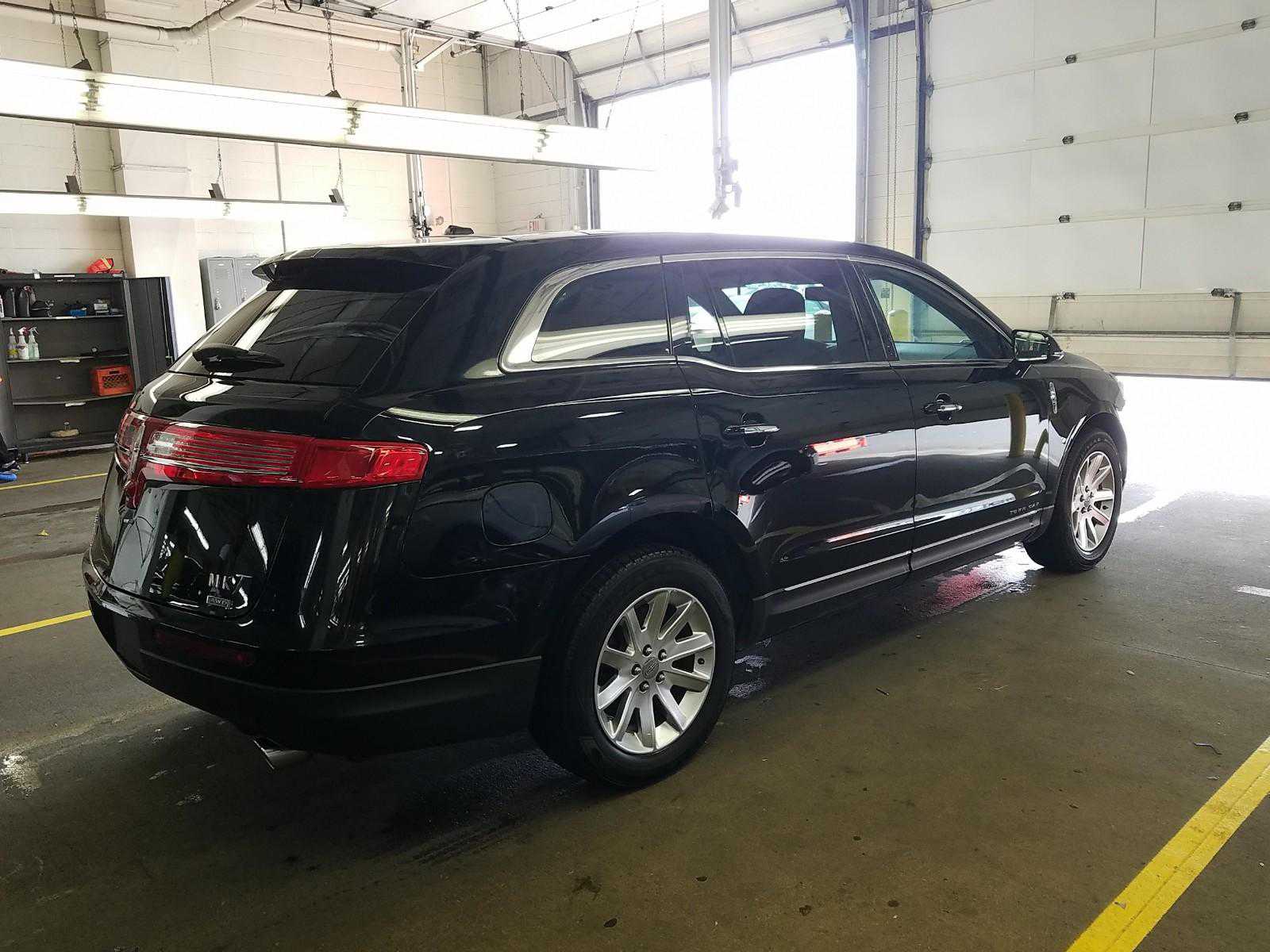 Lincoln MKT