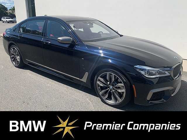 BMW M760i