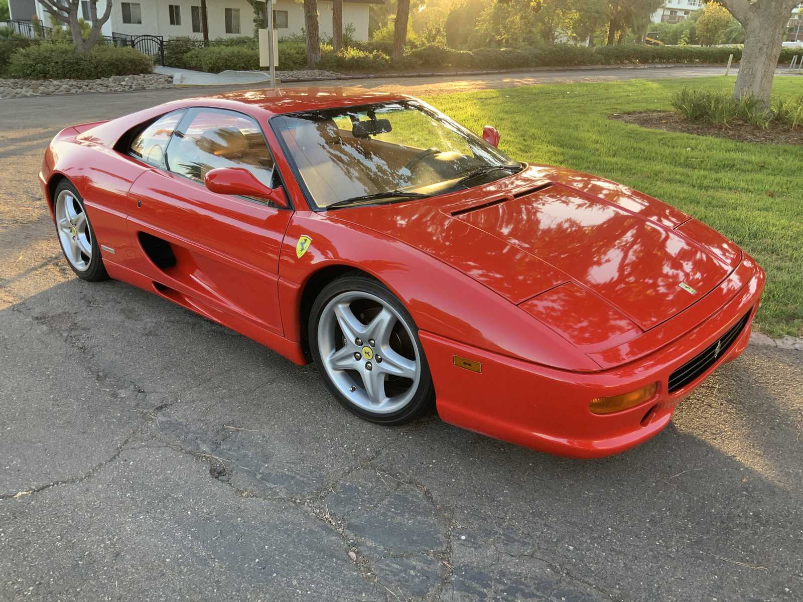 Ferrari F355