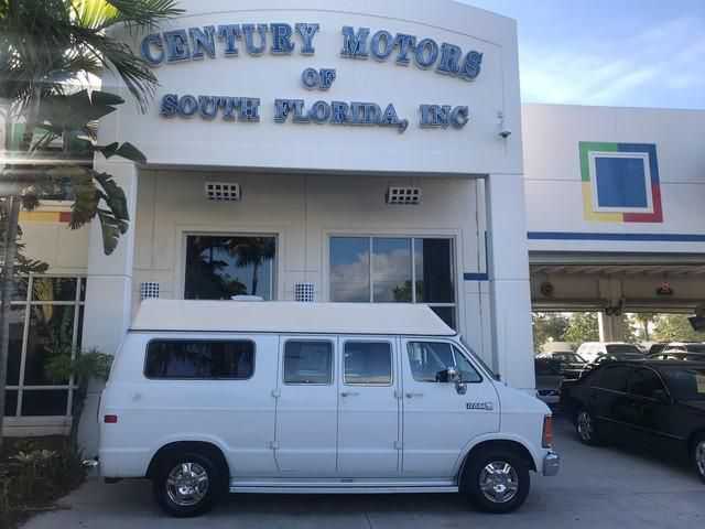 Dodge Ram Van
