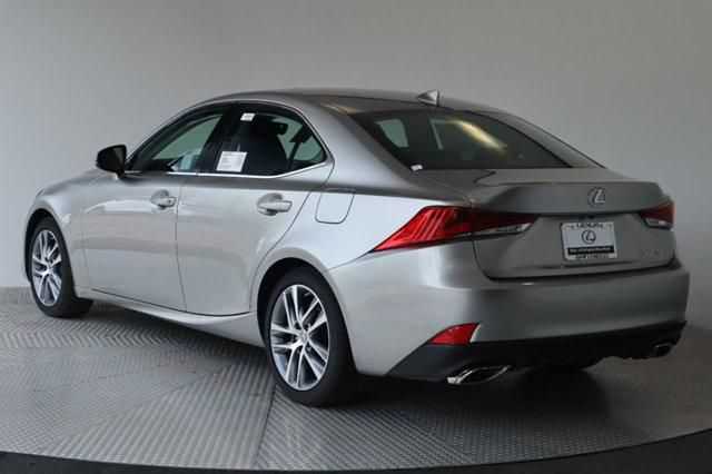 2020 Lexus IS