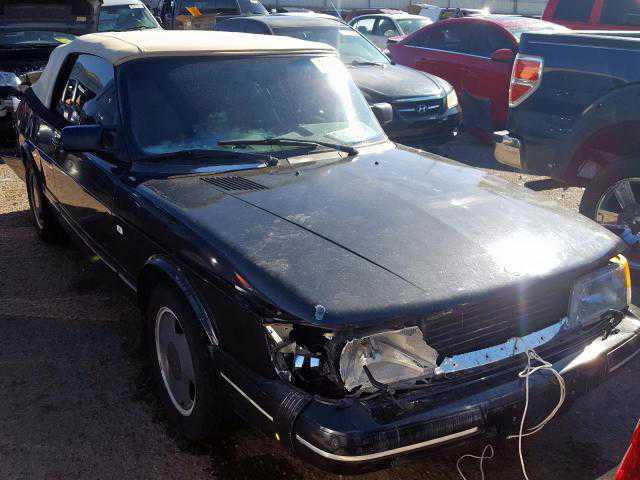 Saab 900