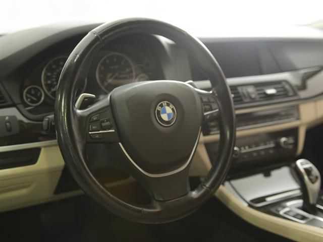 2011 BMW 550i