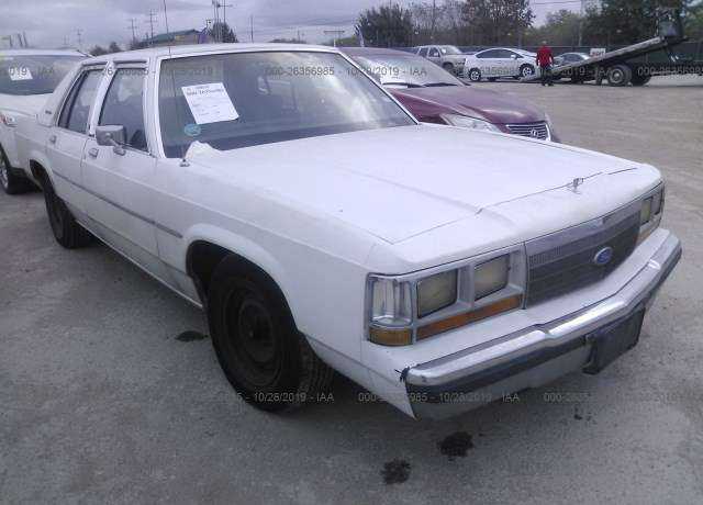 Ford Crown Victoria