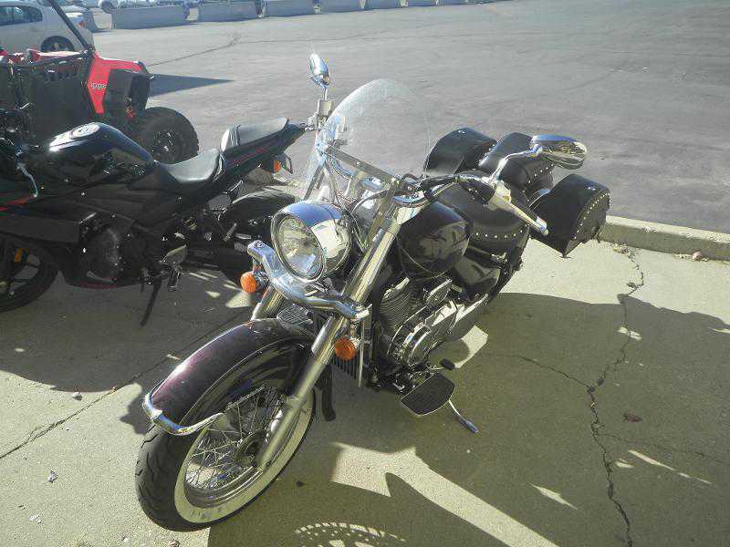 Suzuki VL800TL