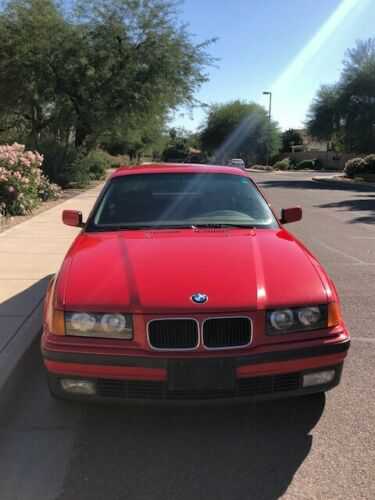 BMW 325iS