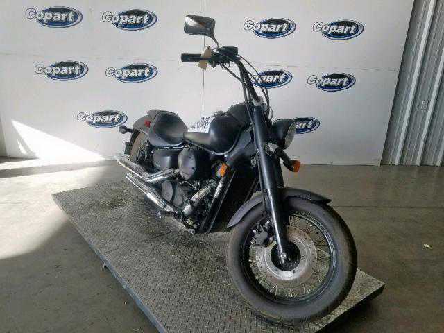 Honda VT750 (Shadow Phantom)