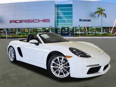 PORSCHE
