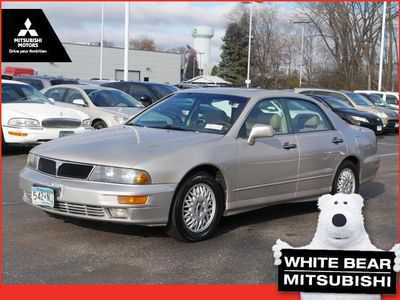Mitsubishi Diamante