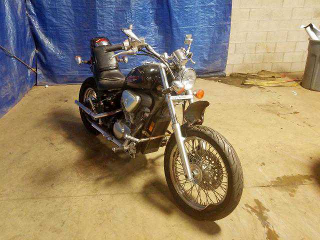 Honda VT600C (SHADOW VLX)