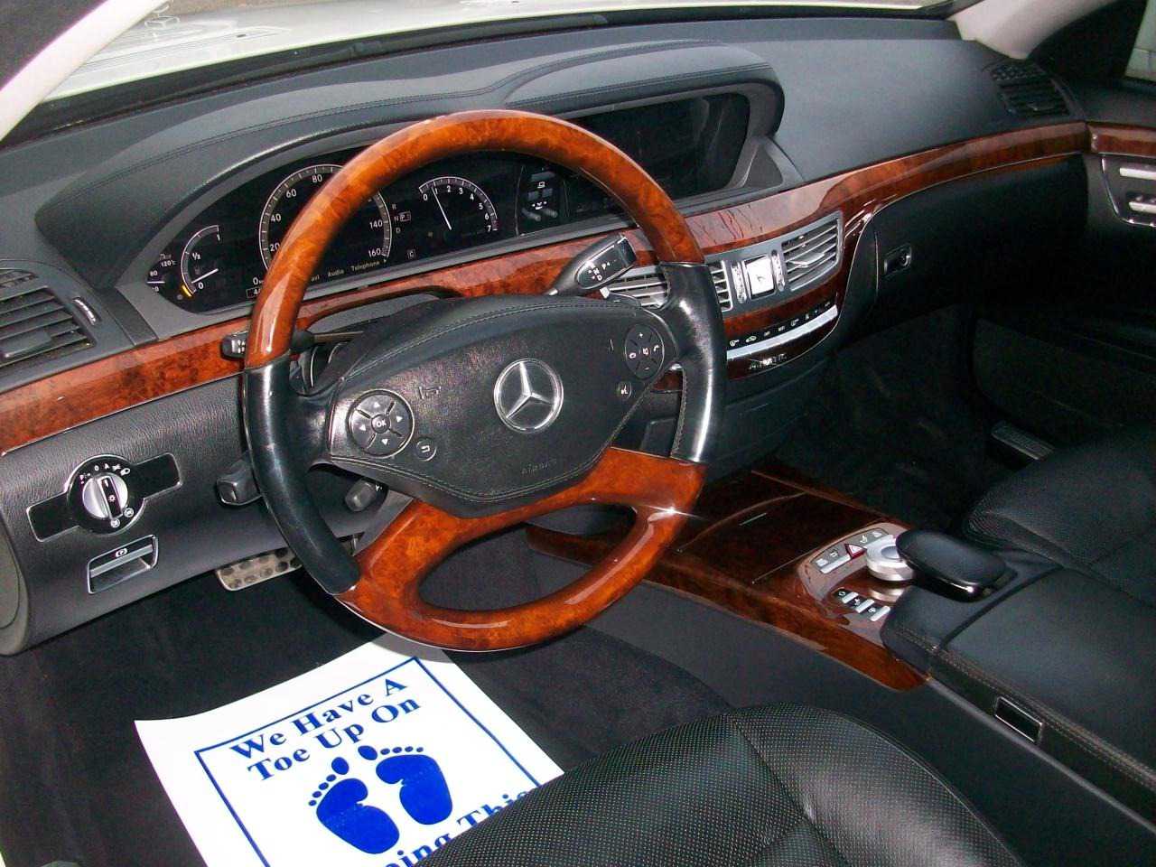 2010 Mercedes-Benz S-Class