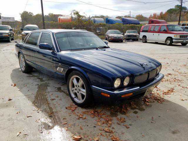 Jaguar XJR