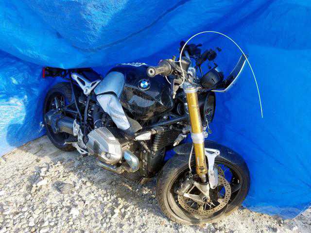 BMW R nineT