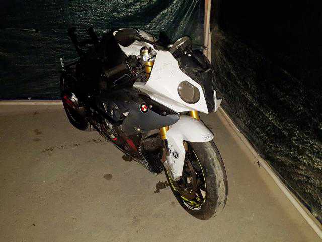 BMW S 1000 RR